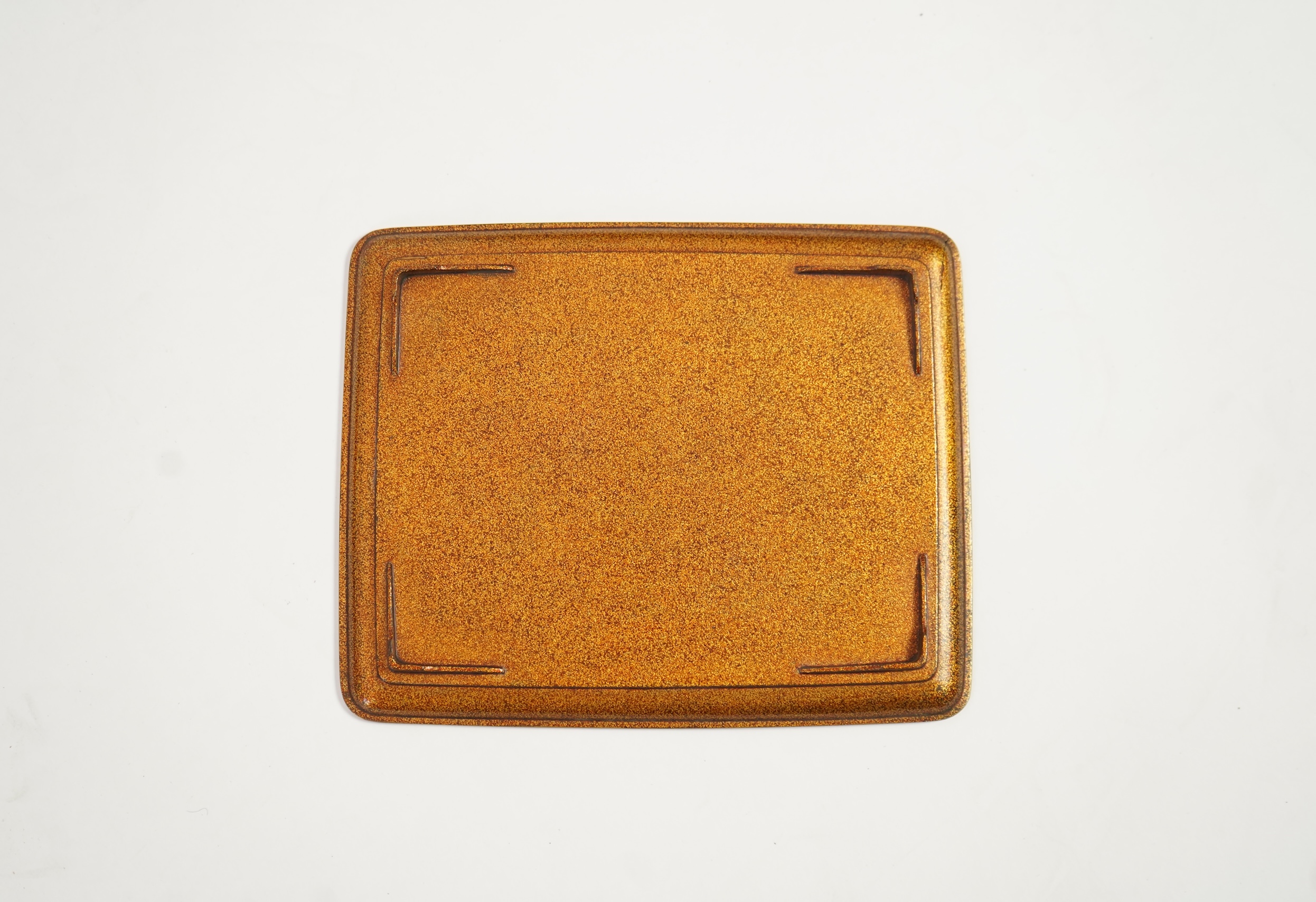 A Japanese gold lacquer ‘landscape’ box, tray and cover, 19th century